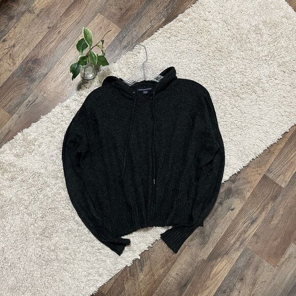 American Eagle Oversized Edgy Vintage-Inspired Distressed Hooded Cropped Sweater - Picture 2 of 7